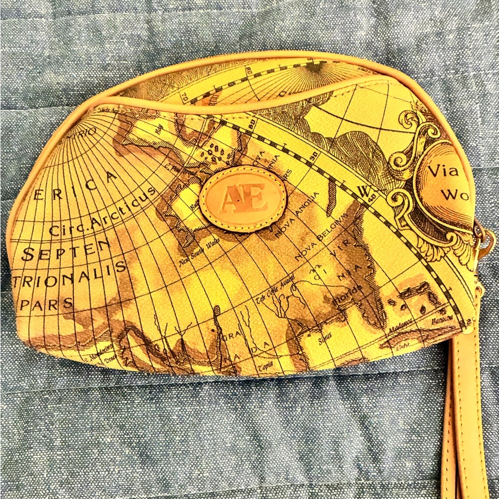 Vintage American Eagle Outfitters Map-Print Wristlet in Yellow and Tan
